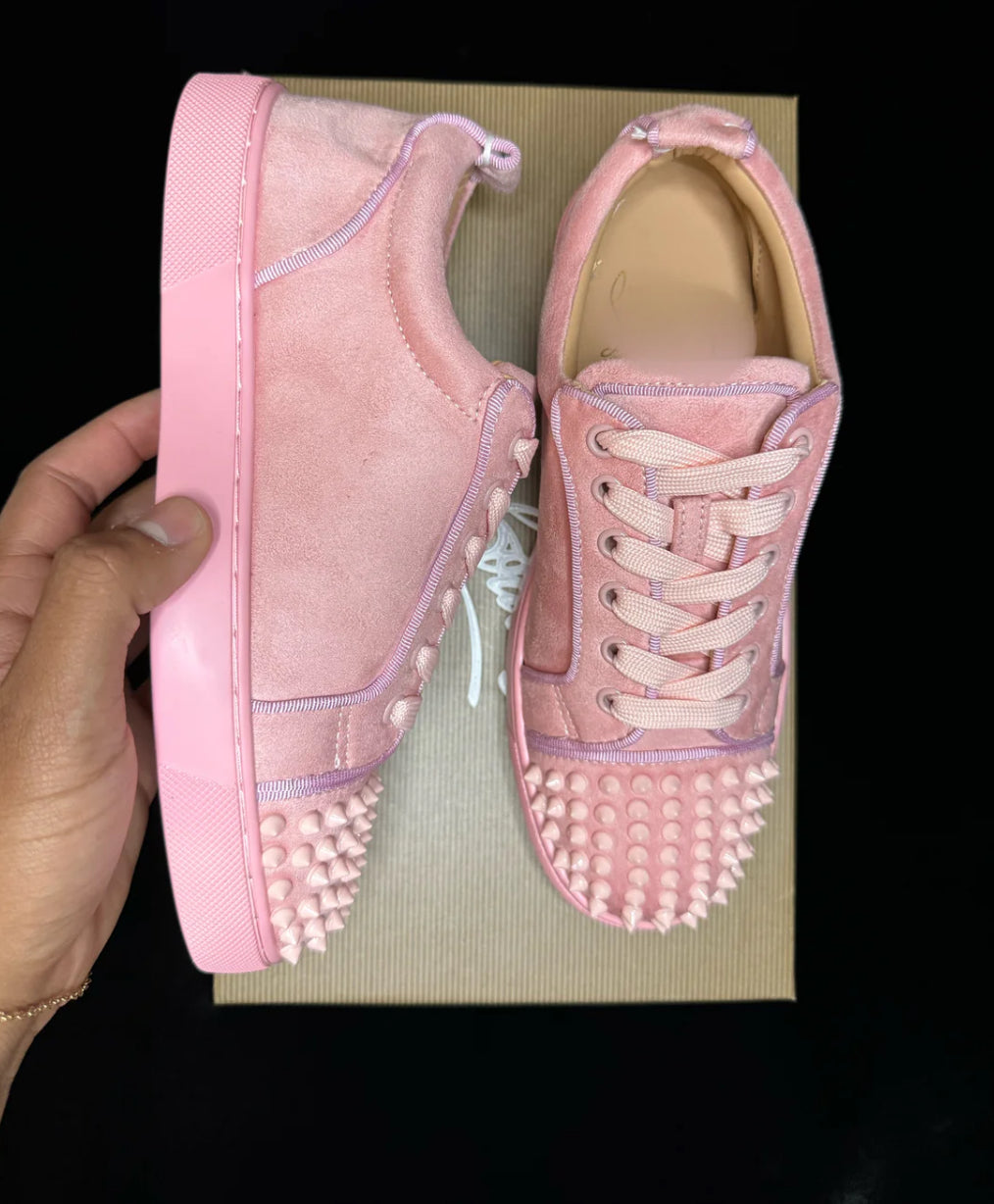 Lowtop Pink Spikes ( Suede )