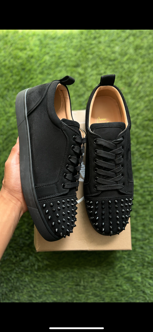 Lowtop Black Spikes ( Suede )